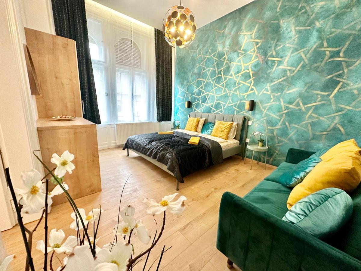 Luxory Design Apartment#bakats#freeparking#8ppl Apartament